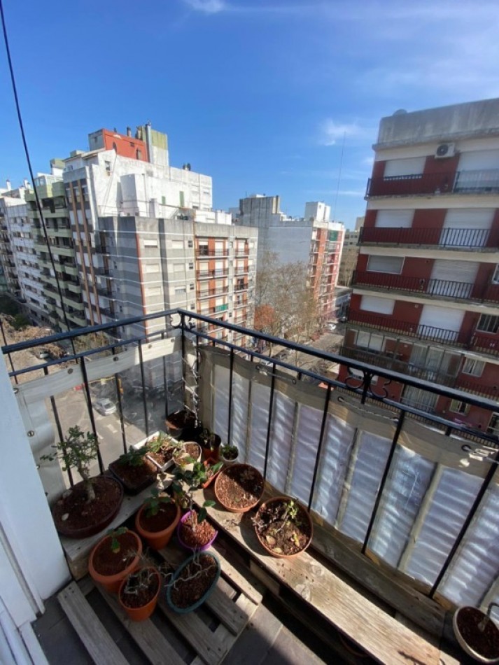VENTA SEMIPISO 3 AMBIENTES - CENTRO-