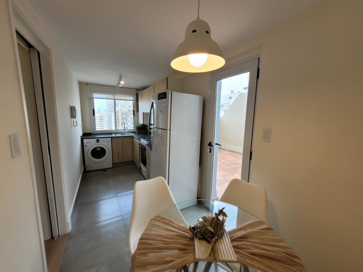 VENTA DOS AMBIENTES CON COCHERA Y TERRAZA - ENTRE RIOS 2400-