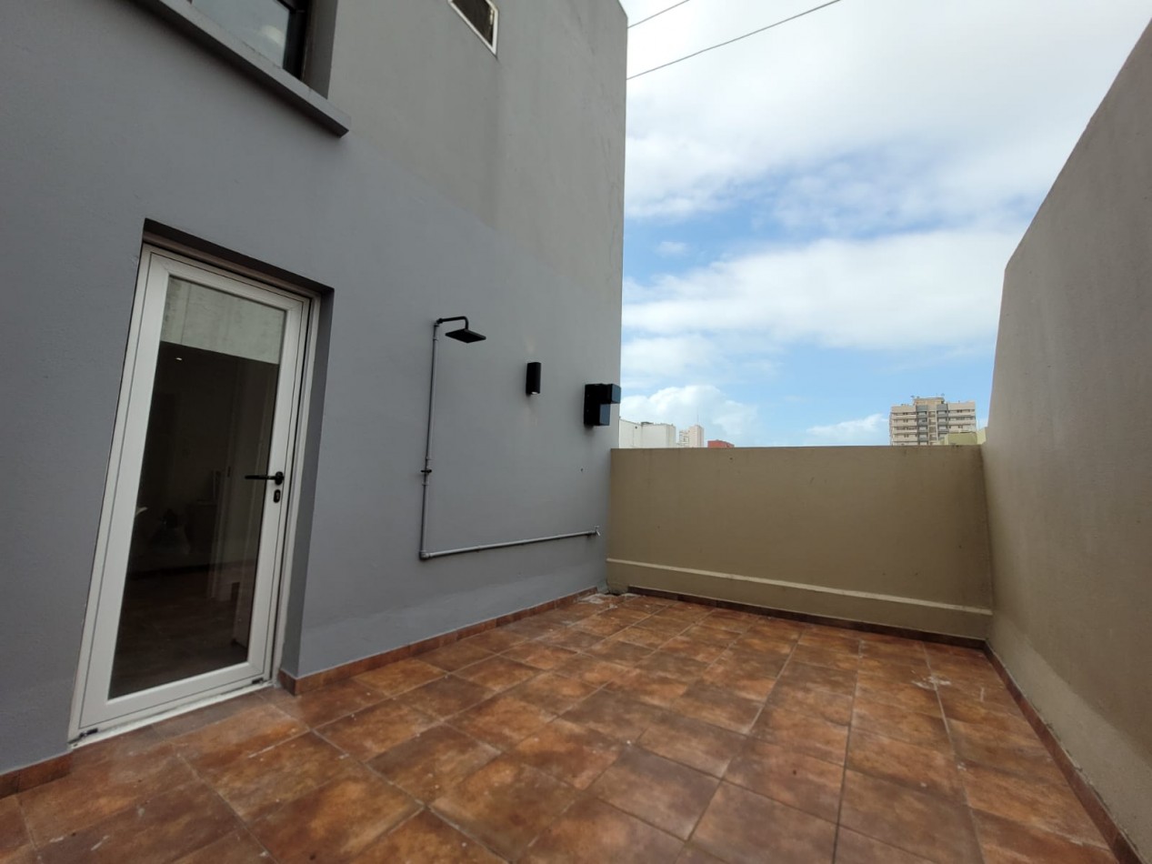 VENTA DOS AMBIENTES CON COCHERA Y TERRAZA - ENTRE RIOS 2400-