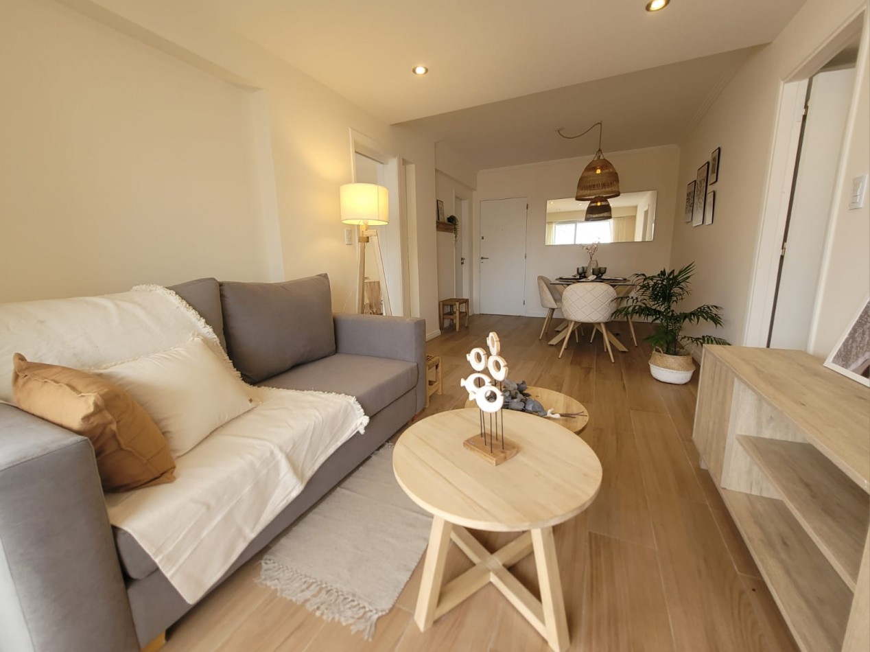 VENTA DOS AMBIENTES CON COCHERA Y TERRAZA - ENTRE RIOS 2400-