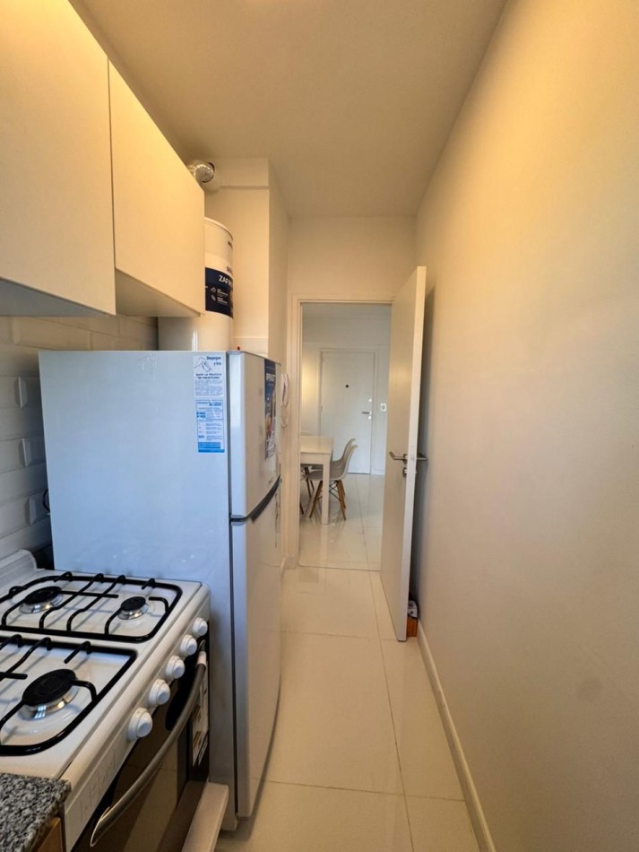 VENTA MONOAMBIENTE RECICLADO CON BALCON -PLAZA MITRE-