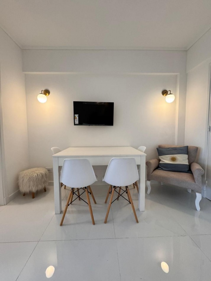 VENTA MONOAMBIENTE RECICLADO CON BALCON -PLAZA MITRE-