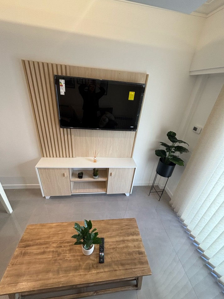 VENTA TRES AMBIENTES A LA CALLE CON VISTA AL MAR -CENTRO-