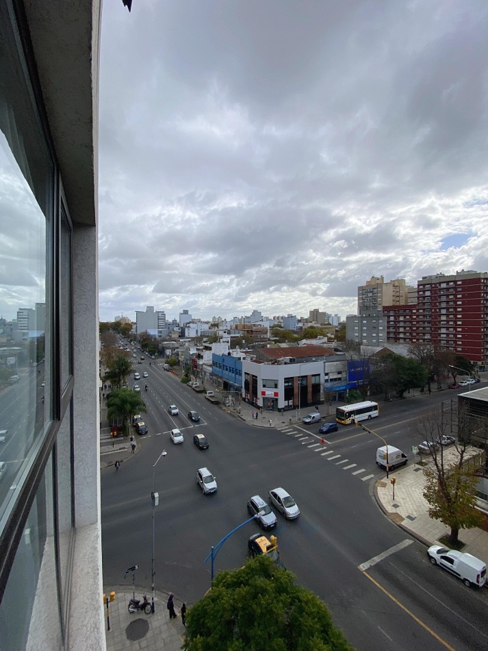 MONOAMBIENTE RECICLADO - PLAZA MITRE -