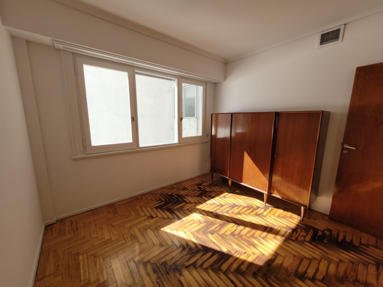 VENTA PISO 3 AMBIENTES - PLAZA MITRE-