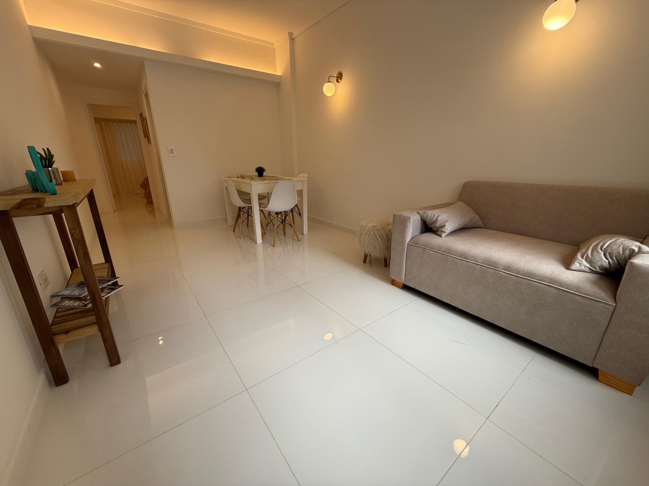 VENTA DOS AMBIENTES CON DEPENDENCIA - PLAZA COLON -