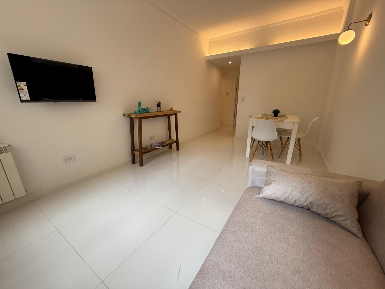 VENTA DOS AMBIENTES CON DEPENDENCIA - PLAZA COLON -