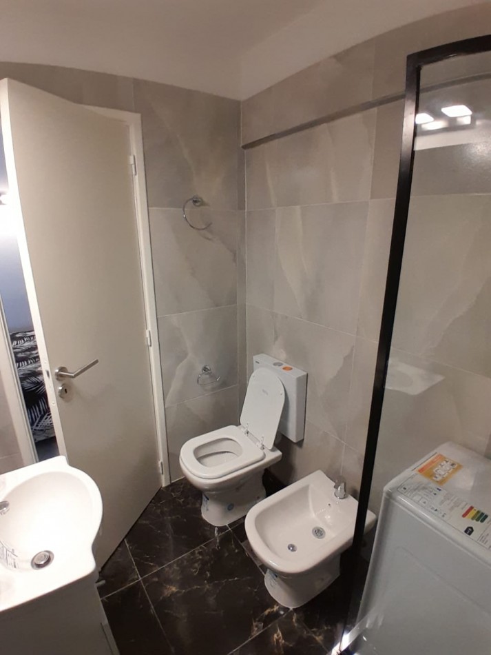 VENTA MONOAMBIENTE CON BALCON FRANCES - ENTRE RIOS 2200-
