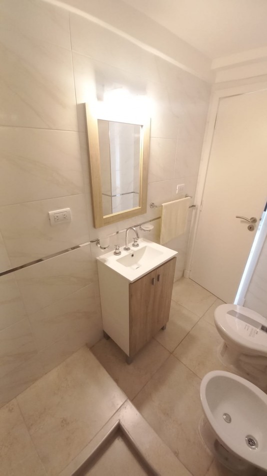VENTA MONOAMBIENTE RECICLADO - PLAZA COLON -