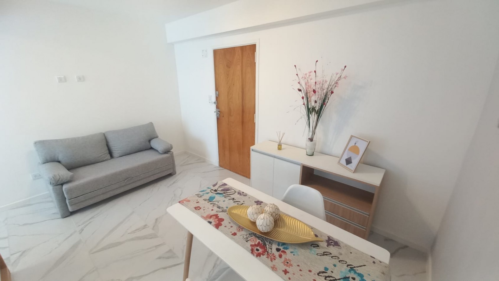 VENTA MONOAMBIENTE RECICLADO - PLAZA COLON -