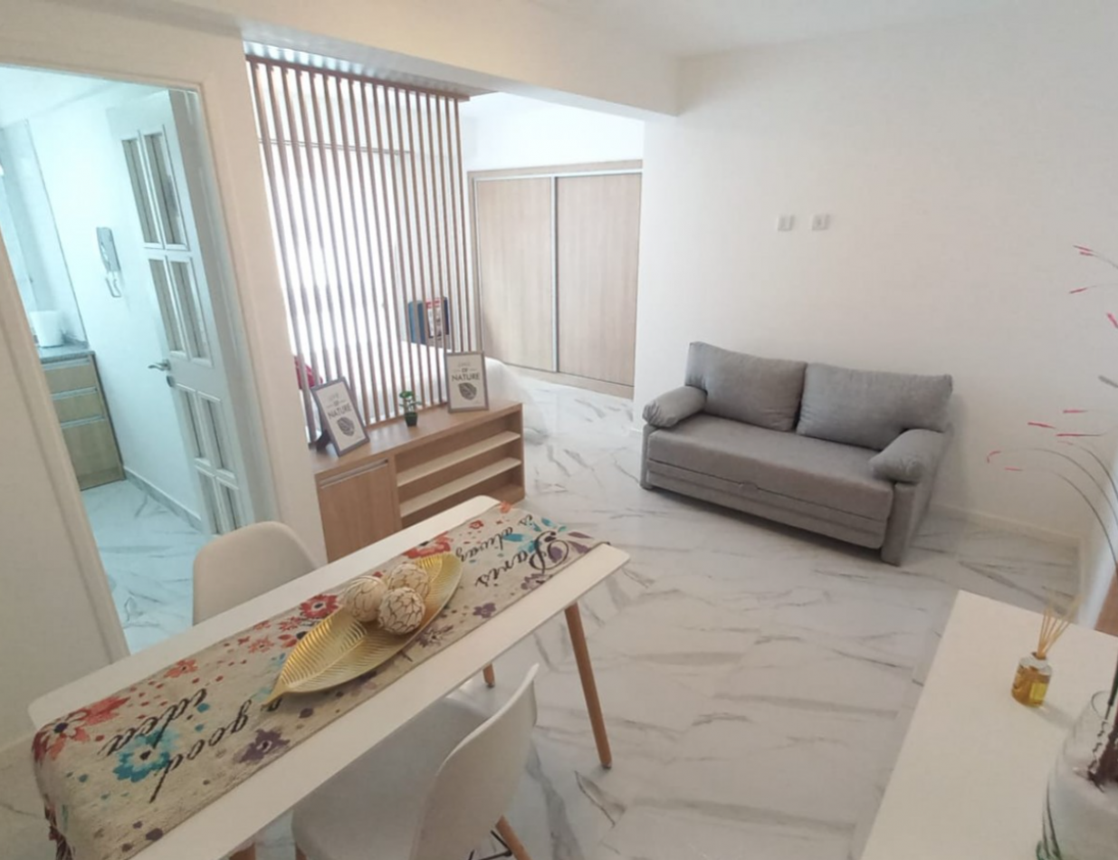 VENTA MONOAMBIENTE RECICLADO - PLAZA COLON -