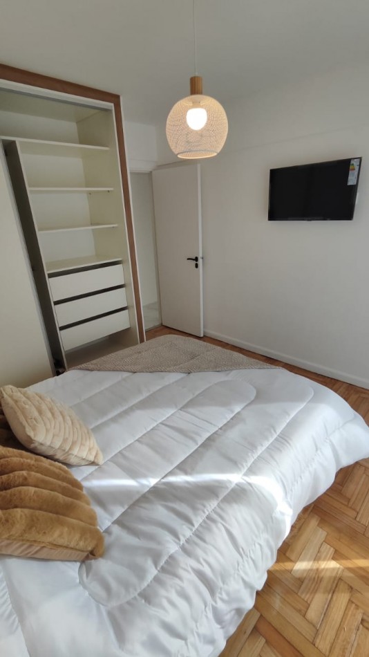 VENTA 3 AMBIENTES CON BALCON Y COCHERA-CENTRO-