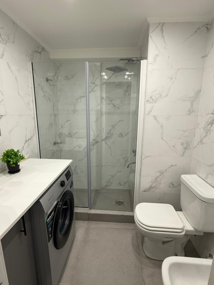 VENTA MONOAMBIENTE CON BALCON - PLAZA MITRE-