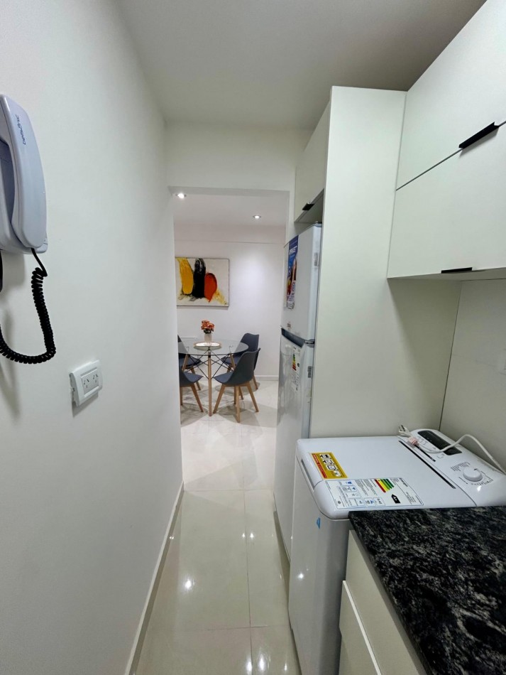 VENTA MONOAMBIENTE CONTRAFRENTE SOBRE AVENIDA COLON