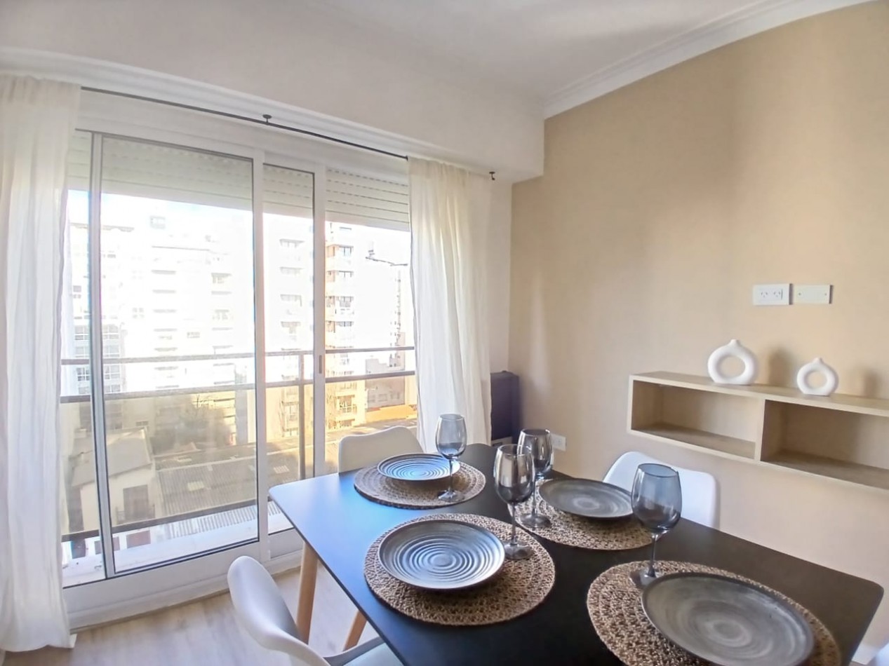 VENTA DOS AMBIENTES RECICLADO CON BALCON -PLAZA MITRE-