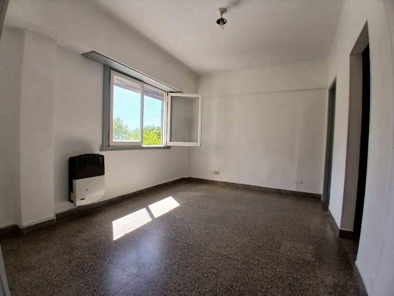 VENTA 2 AMBIENTES CONTRAFRENTE - SAN JUAN-