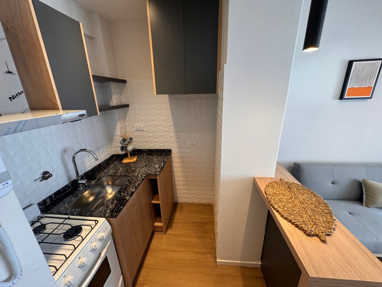 VENTA 2 AMBIENTES CONTRAFRENTE ABIERTO- Plaza Colon-