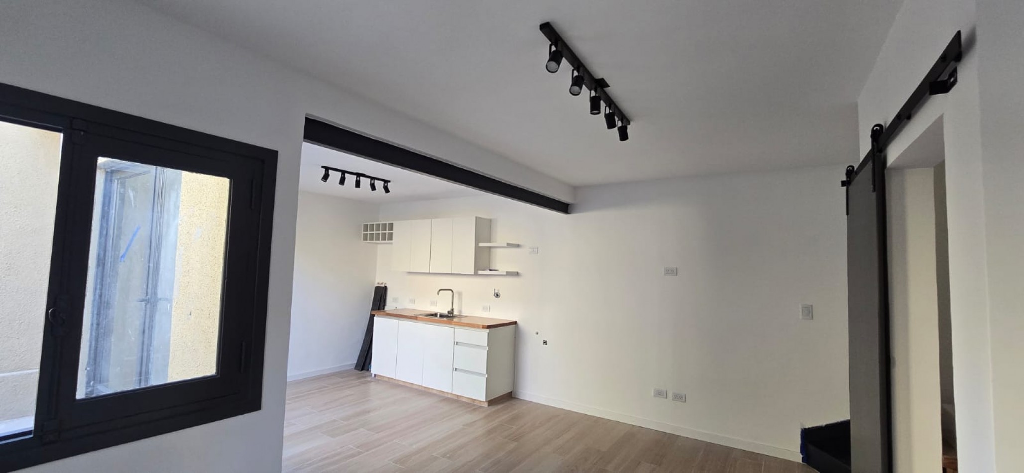 VENTA PH 3 AMBIENTES RECICLADO - NUEVA POMPEYA-