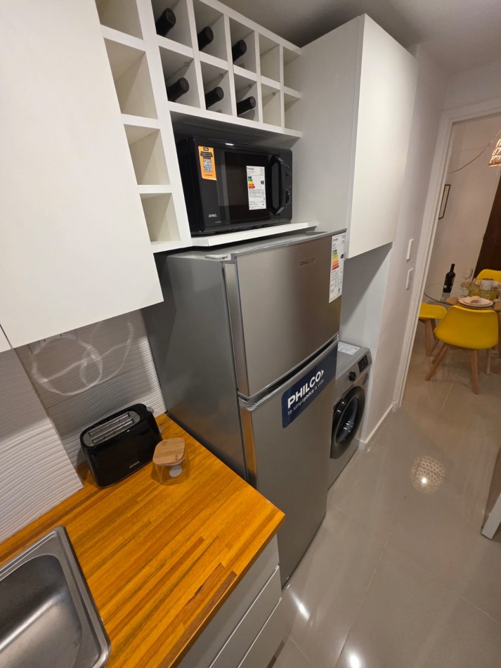 AMBIENTE DIVIDIDO - PLAZA COLON -