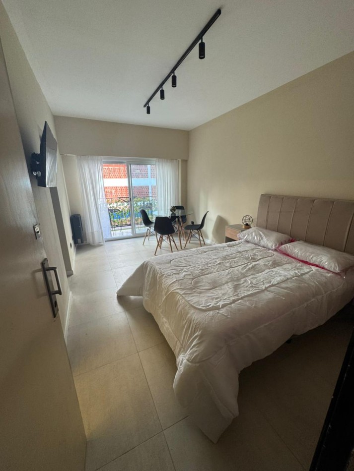 VENTA MONOAMBIENTE RECICLADO- PLAZA COLON-