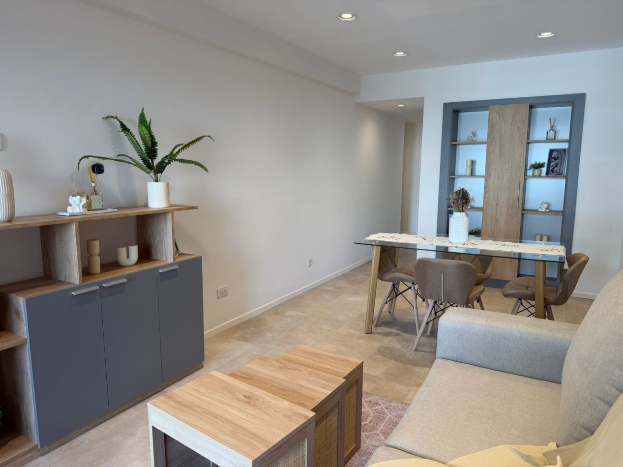 VENTA! 2 AMBIENTES CON DEPENDENCIA - PLAZA COLON-