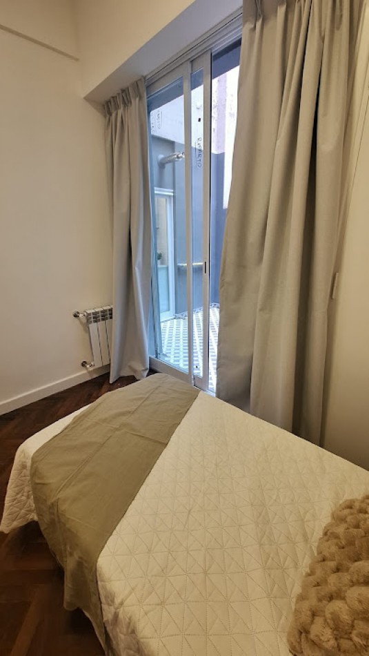 VENTA 3 AMBIENTES PLANTA BAJA CON 2 PATIOS - ZONA ALDREY -