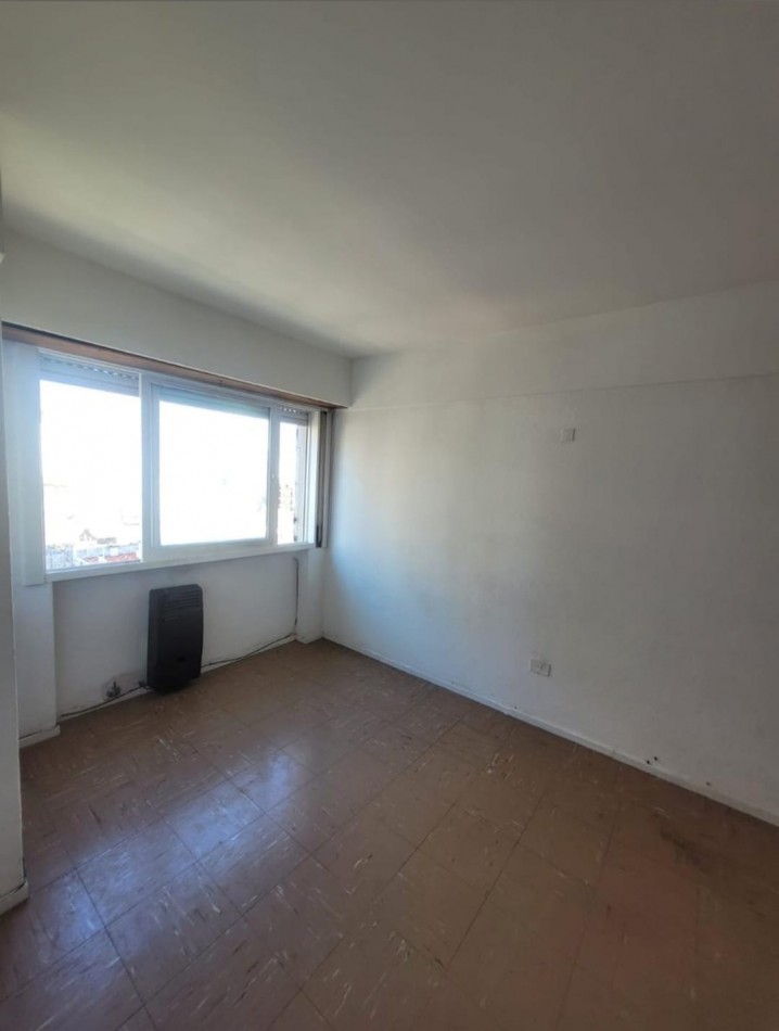 VENTA 2 AMBIENTES - PLAZA COLON -