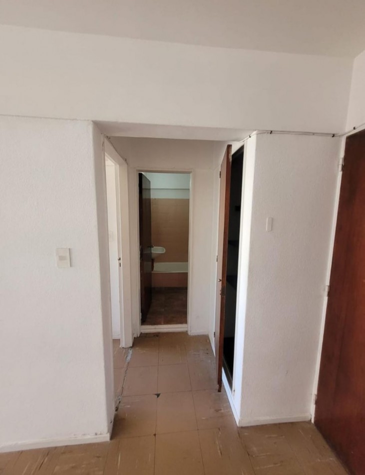 VENTA 2 AMBIENTES - PLAZA COLON -