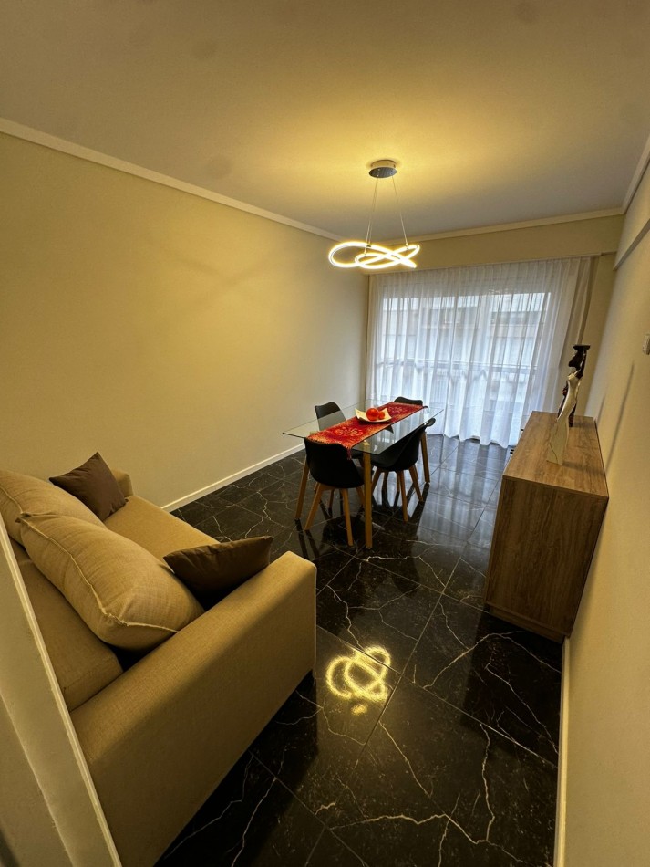 VENTA 2 AMBIENTES EXTERNO CON BALCON - PLAZA COLON -
