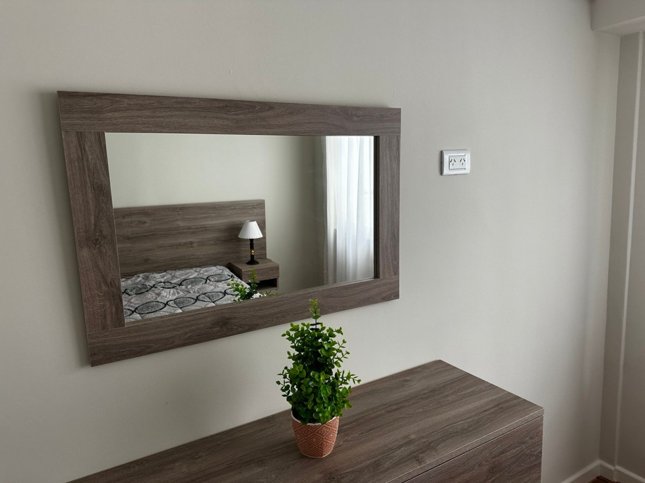 VENTA 2 AMBIENTES EXTERNO CON BALCON - PLAZA COLON -
