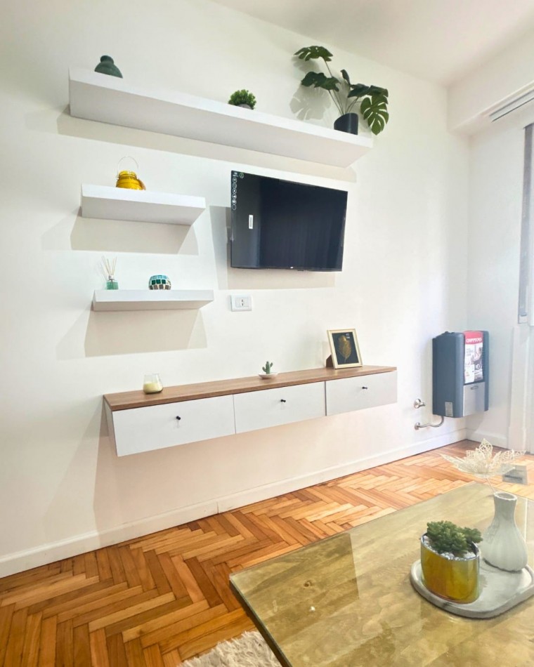 VENTA 2 AMBIENTES CON DEPENDENCIA Y BALCON -PLAZA COLON-