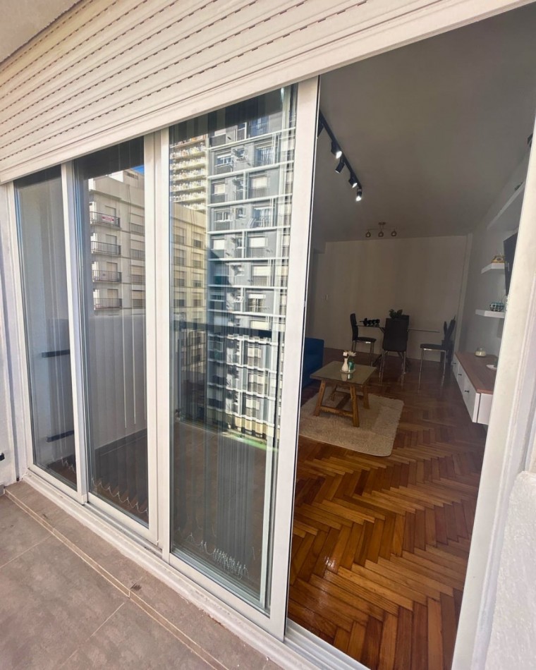 VENTA 2 AMBIENTES CON DEPENDENCIA Y BALCON -PLAZA COLON-