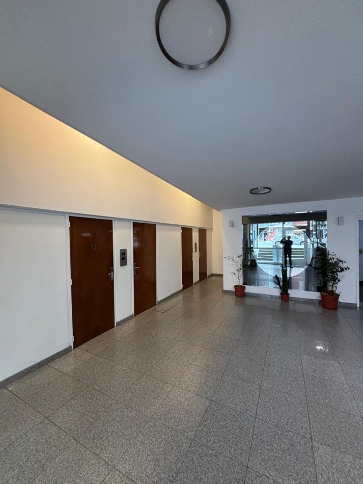 VENTA MONOAMBIENTE RECICLADO - PUNTA IGLESIA-
