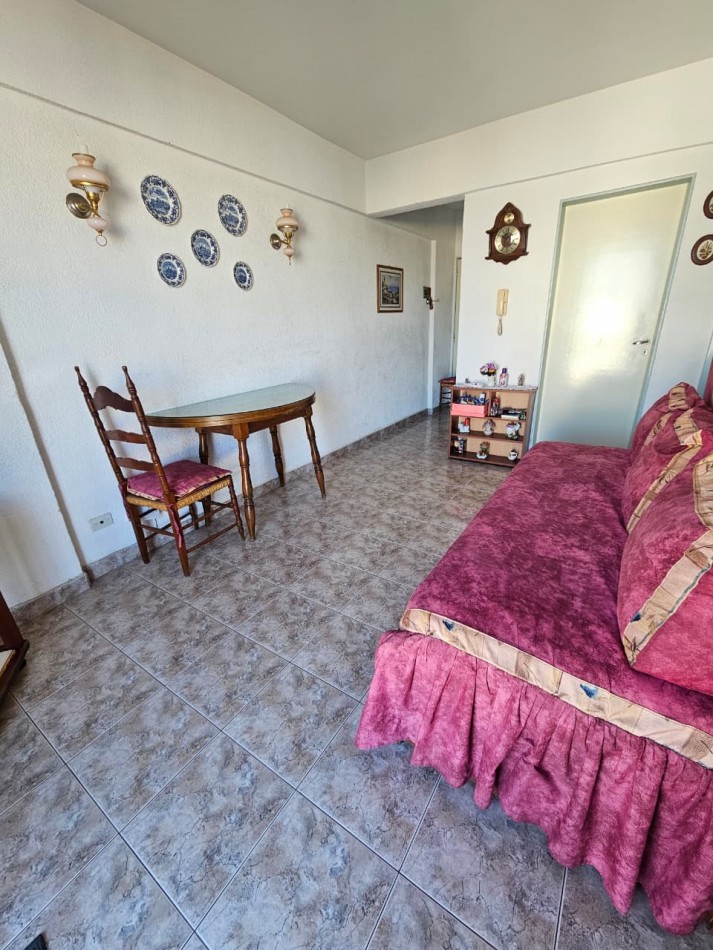 VENTA 2 AMBIENTES LATERAL - ZONA ALDREY-