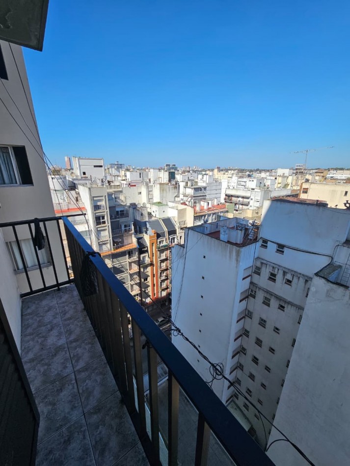 VENTA 2 AMBIENTES LATERAL - ZONA ALDREY-