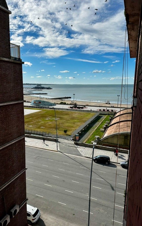 VENTA MONOAMBIENTE LATERAL CON BALCON - PLAZA COLON-