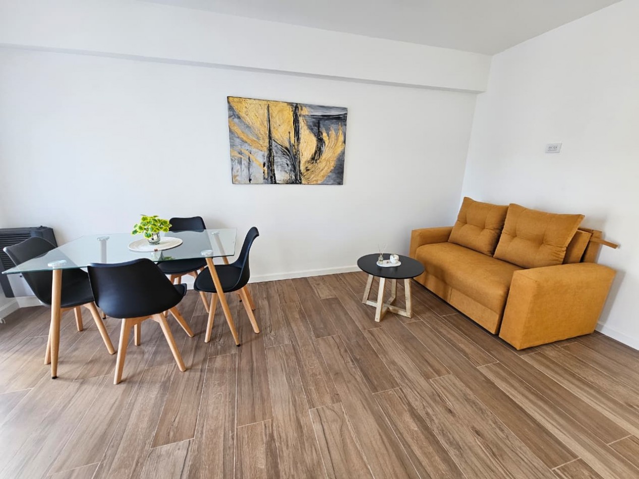 VENTA 2 AMBIENTES CON PARRILLA RECICLADO - PLAZA COLON-