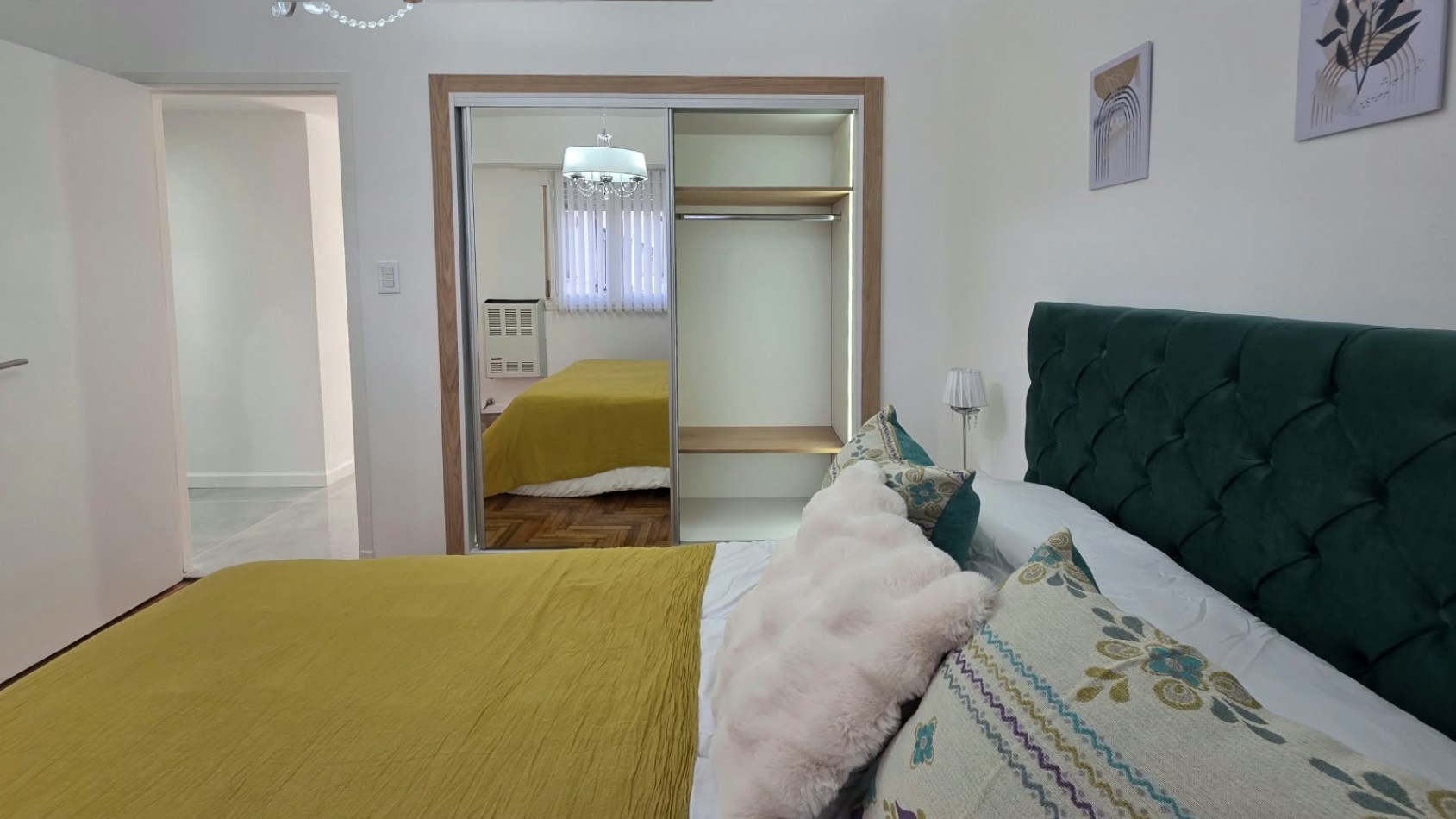 VENTA 2 AMBIENTES CON DEPENDENCIA Y BALCON - PLAZA COLON -
