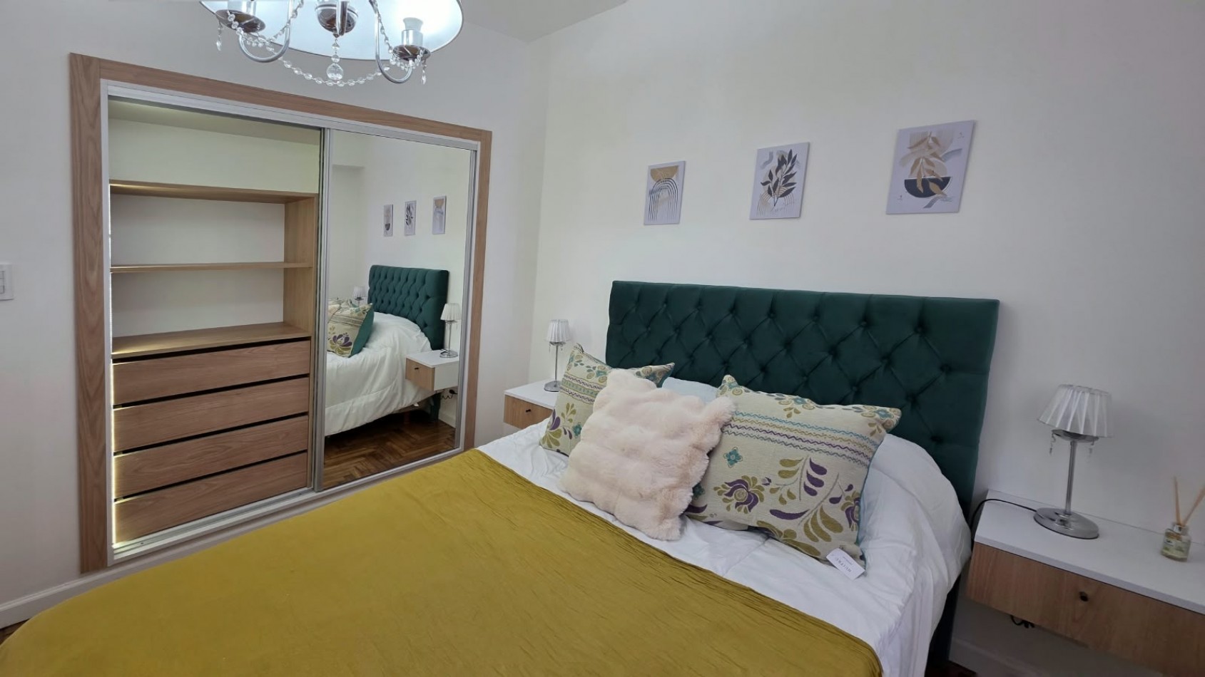 VENTA 2 AMBIENTES CON DEPENDENCIA Y BALCON - PLAZA COLON -