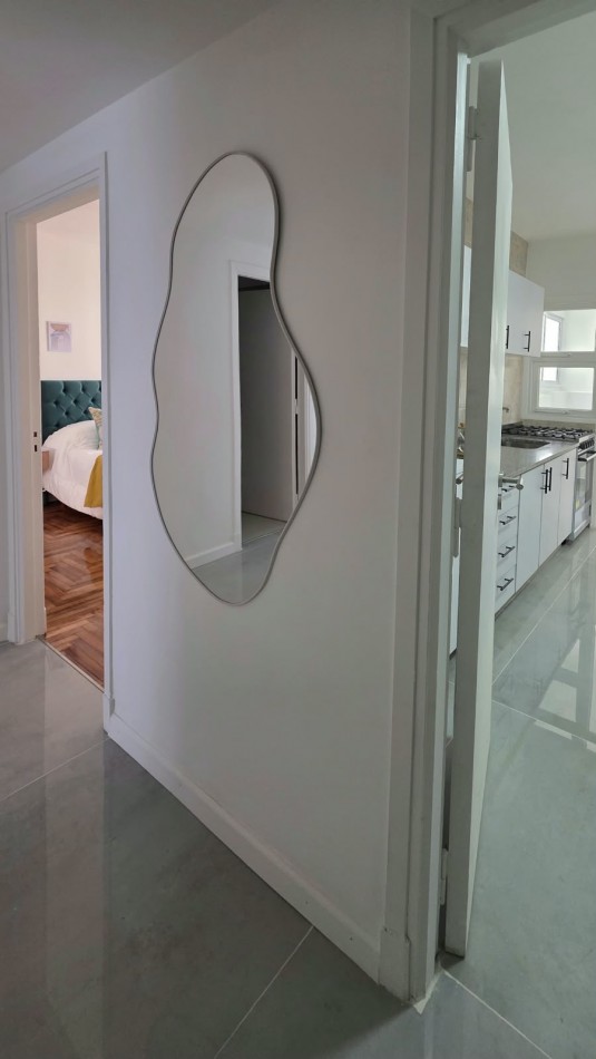 VENTA 2 AMBIENTES CON DEPENDENCIA Y BALCON - PLAZA COLON -