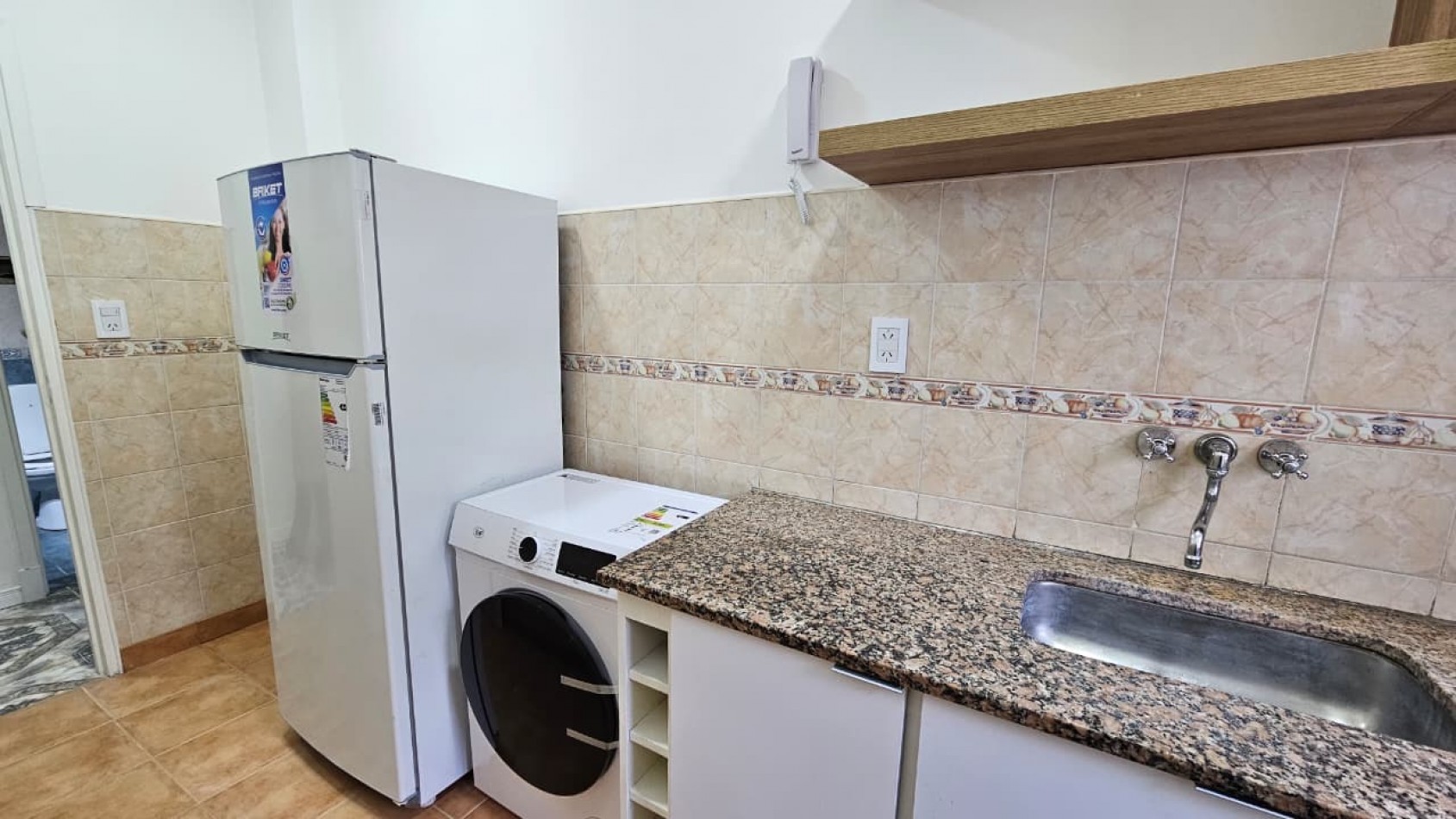 VENTA MONOAMBIENTE RECICLADO- PLAZA COLON -