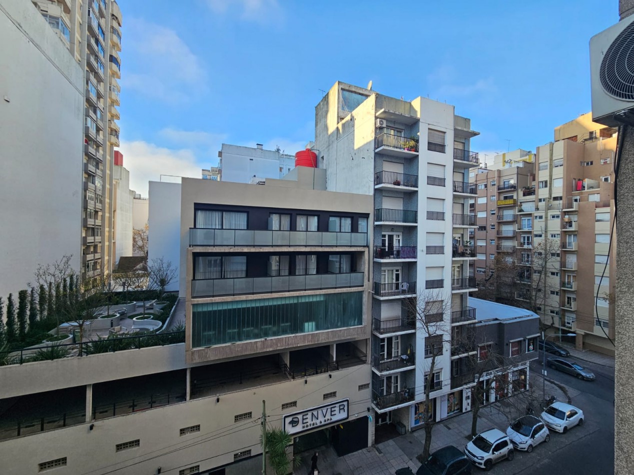 VENTA DEPARTAMENTO MONOAMBIENTE EN ESTADO ORIGINAL A LA CALLE - ZONA ALDREY 